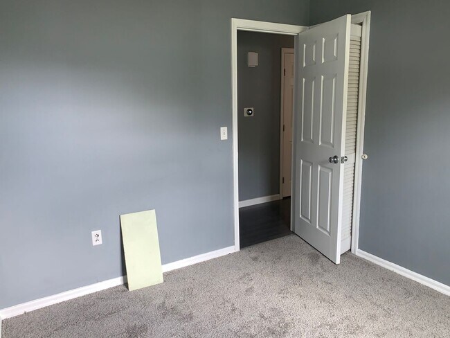 Building Photo - COMING SOON! Beautiful 4 Bedroom Home in M...