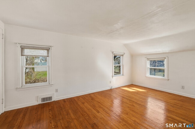 Building Photo - 26 St Augustine St