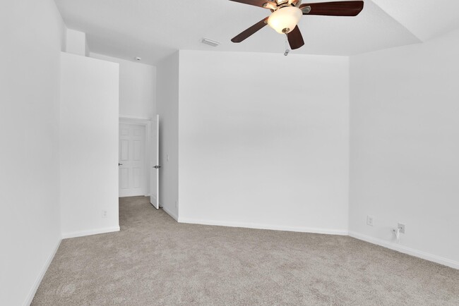 Building Photo - 9700 Porta Leona Ln