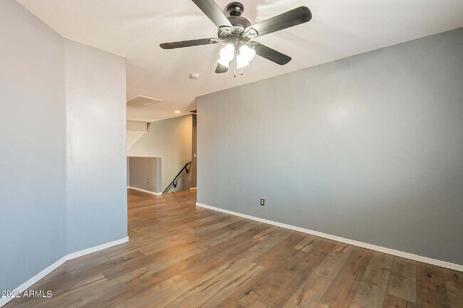 Building Photo - 13241 W Jacobson Dr