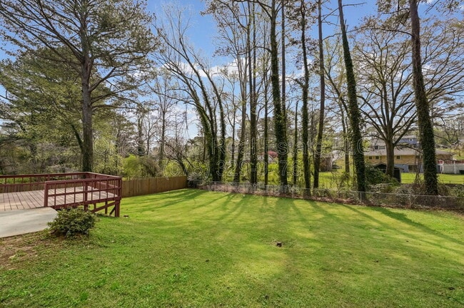 Building Photo - 4410 Carrollwood Dr