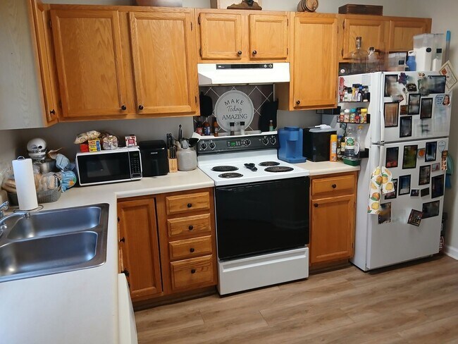 Building Photo - OLDFAIR2093