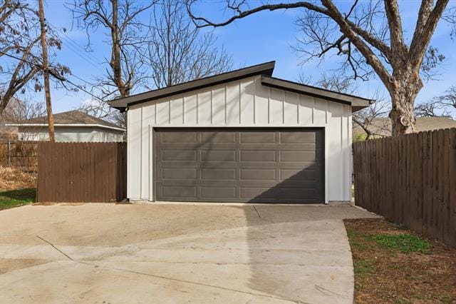 Building Photo - 901 Elsbeth St