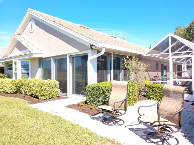 Building Photo - 540 Clubside Cir
