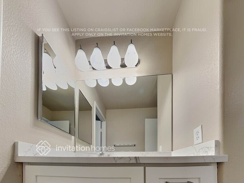 Building Photo - 7308 N Mountain Thicket St