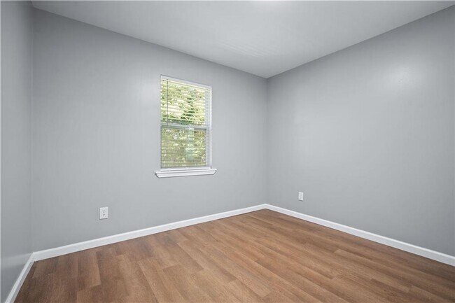 Building Photo - 354 S Dearborn St