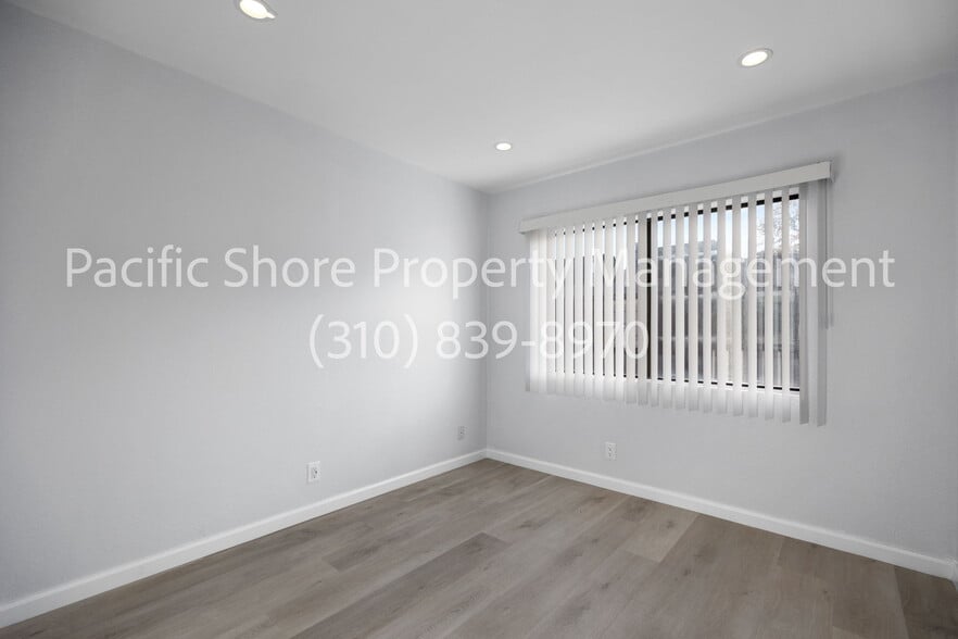 Building Photo - 4631 Alla Rd