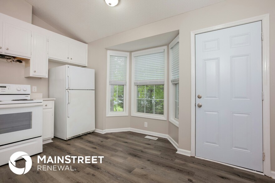 Building Photo - 1421 Mandolin Pl