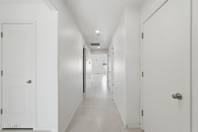 Building Photo - 12433 Polo Norte Dr