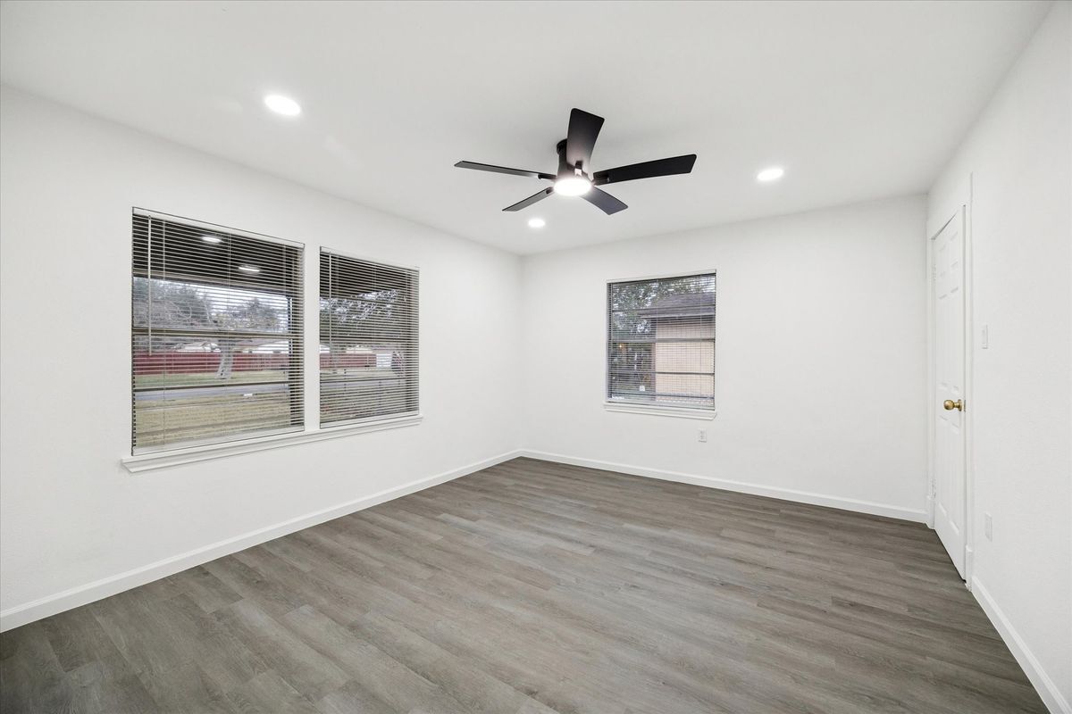 Building Photo - 1500 Harvard St