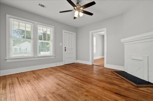 Building Photo - 109 Winston St