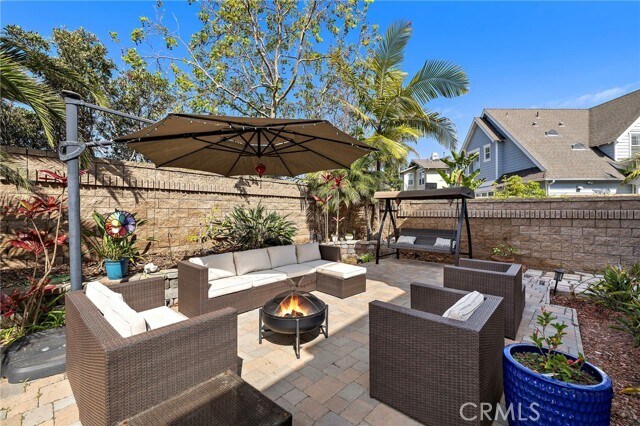 Building Photo - 6981 Shoreline Dr