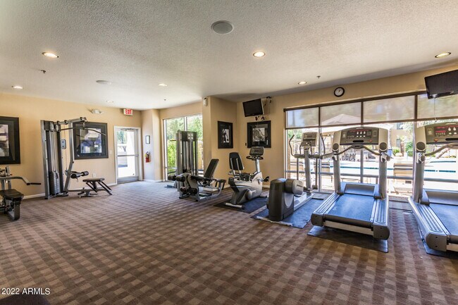 Building Photo - 18416 N Cave Creek Rd