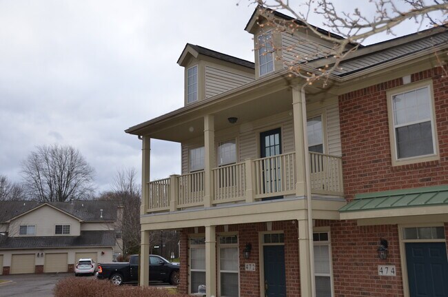 Primary Photo - 474 Village Dr