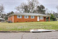 Building Photo - 2032 Brighton St