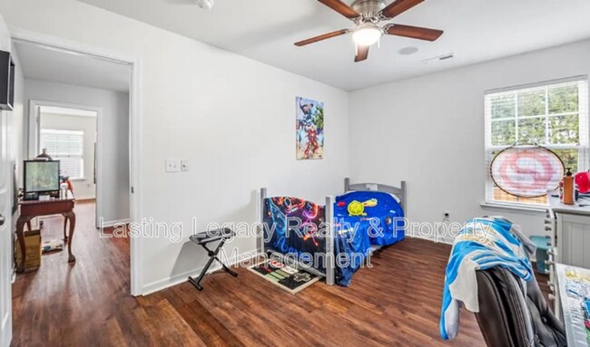 Building Photo - 5047 Mt Hope Dr
