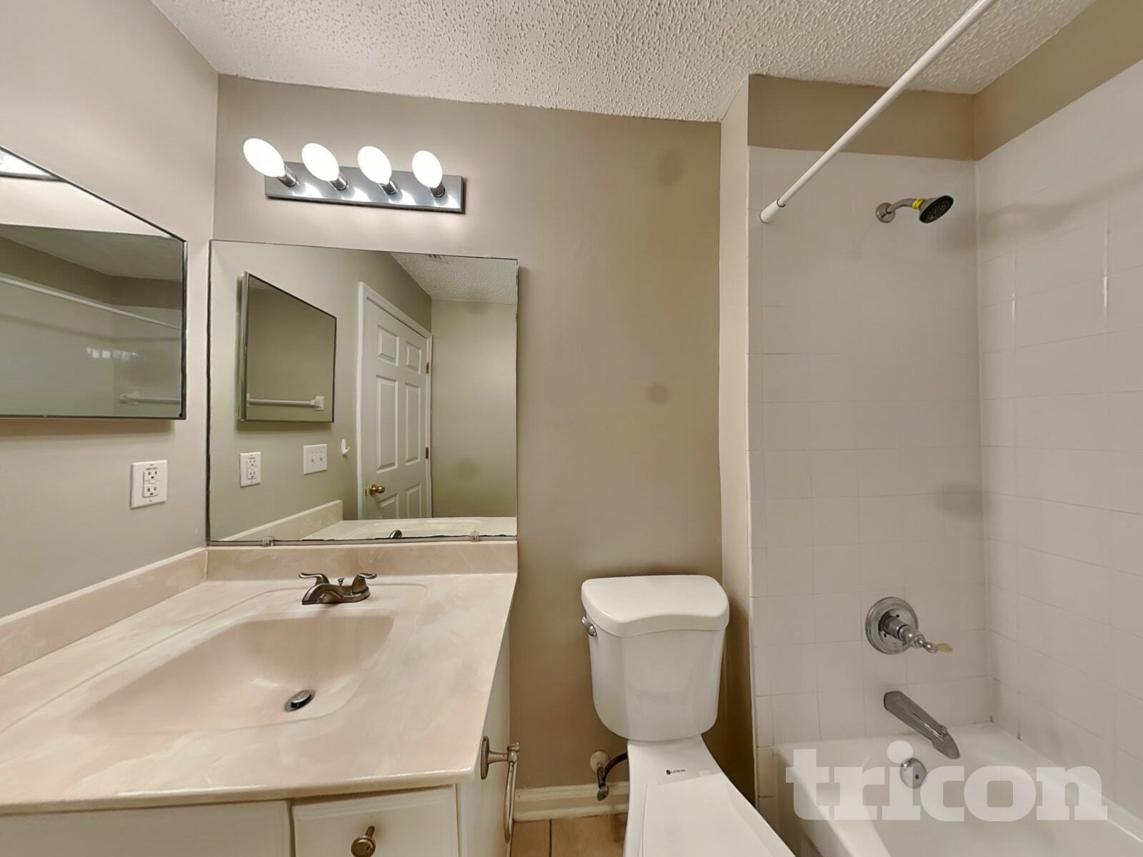 Building Photo - 883 Oak Arbor Cir