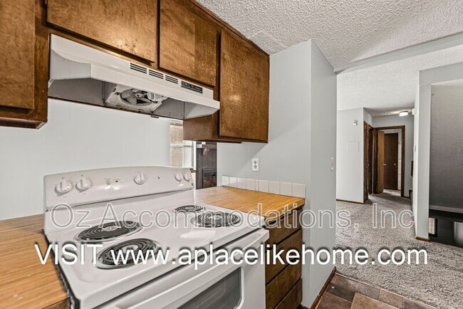 Building Photo - 3141 Eaton St