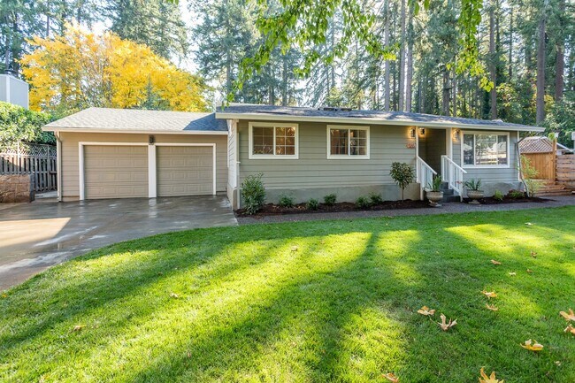 Building Photo - Gorgeous Lake Oswego Remodeled Cottage