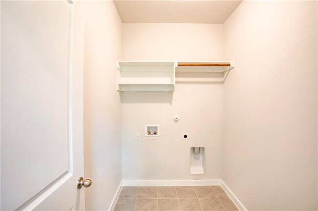 Building Photo - 603 Pheasant Hill Ln