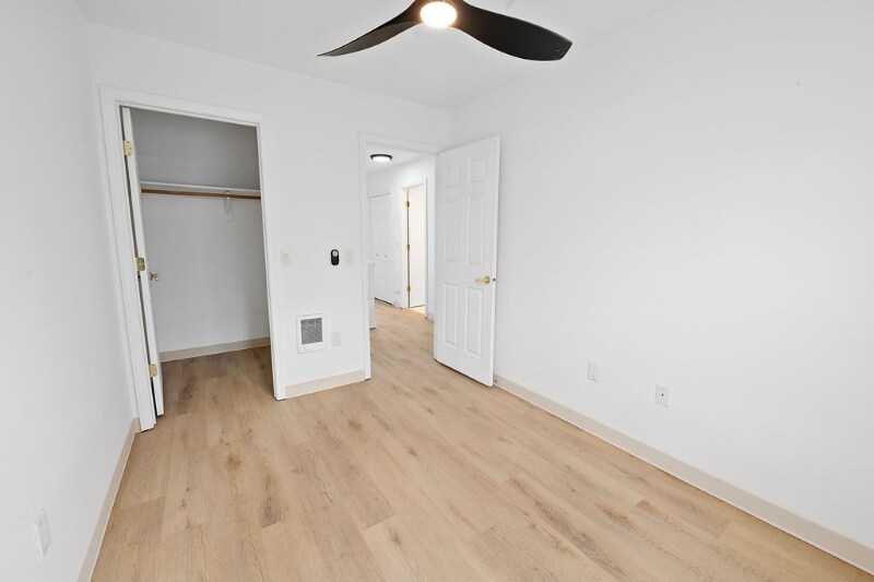 Building Photo - 578-578 7th Ave