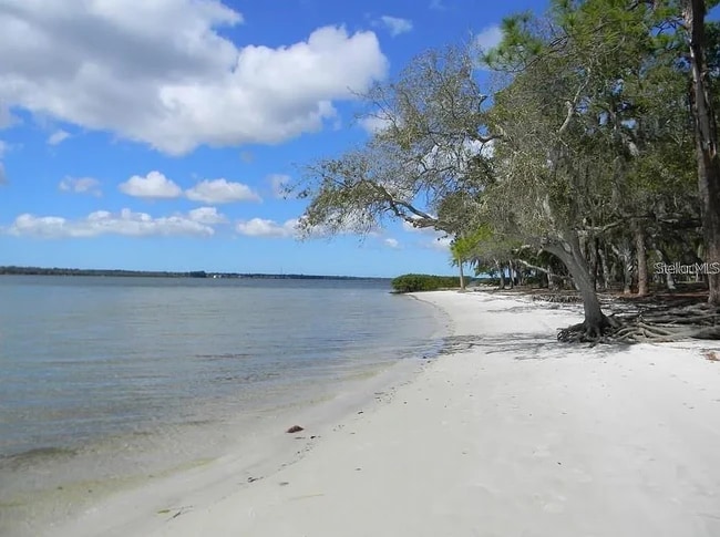 Building Photo - 1806 Ironwood Ct W