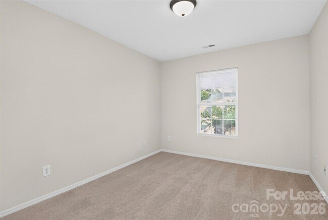 Building Photo - 9107 Newfield St