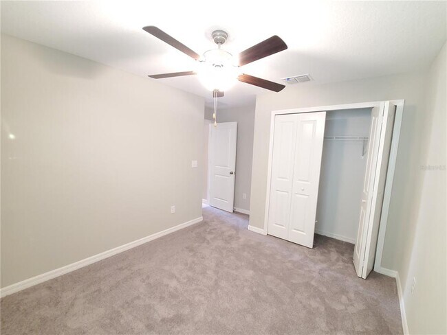 Building Photo - 10353 Scarlet Skimmer Dr