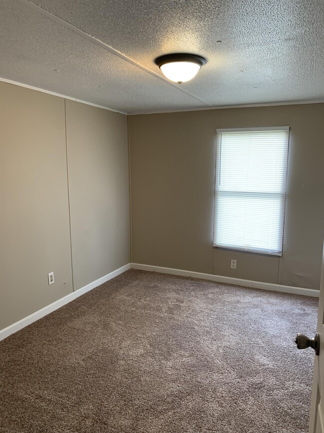 Building Photo - 53 Yoakum Cir