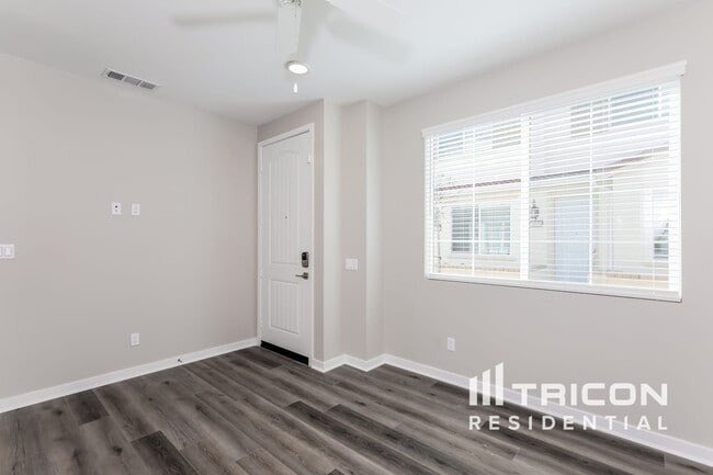 Building Photo - 24931 Padre Ct