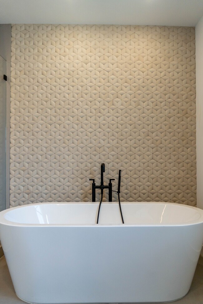 Building Photo - 2222 Neilson Way