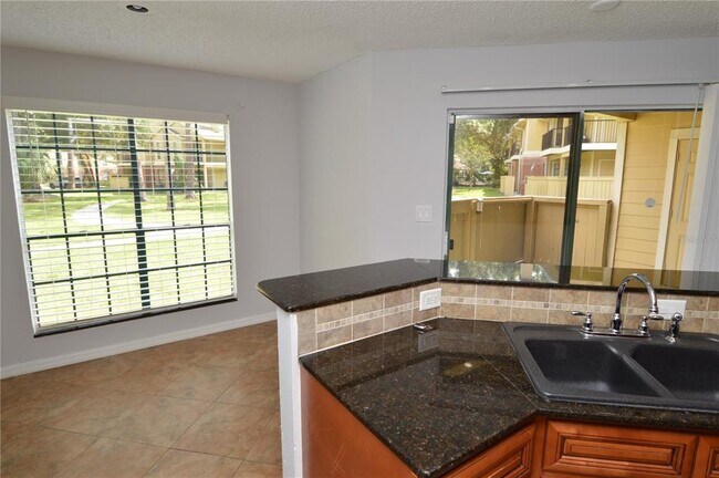 Building Photo - 8613 Mallard Reserve Dr