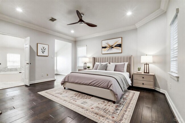 Building Photo - 1318 Peden St