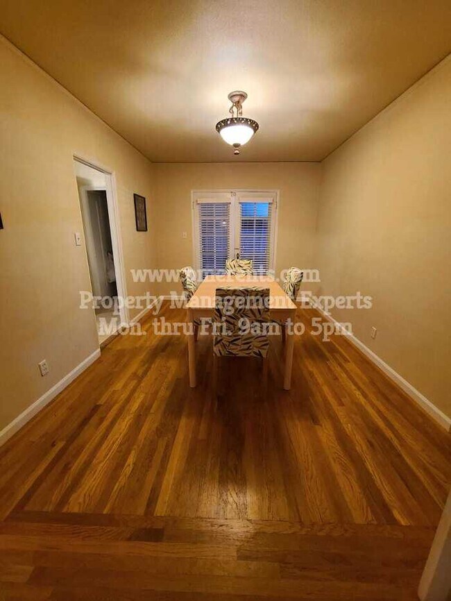 Building Photo - 1528 S Tuxedo Ave