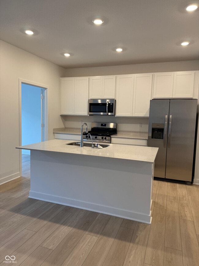 Building Photo - 15174 Swallow Fls Wy