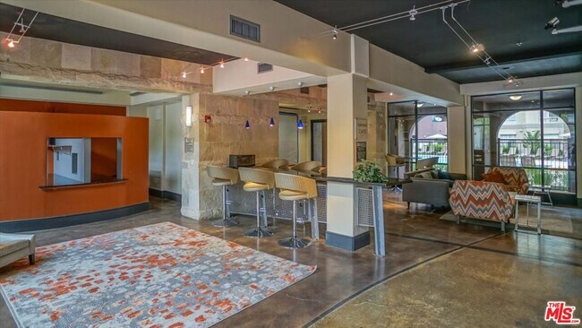 Building Photo - 24535 Town Center Dr