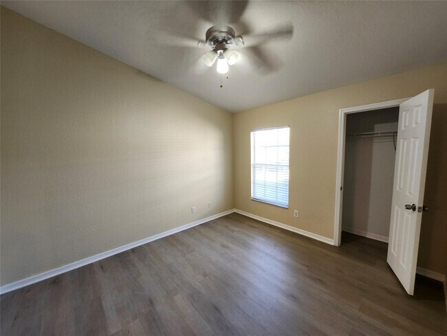 Building Photo - 14905 Pleasant Bay Ln