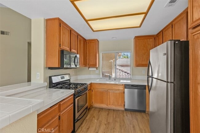 Building Photo - 41 Alondra