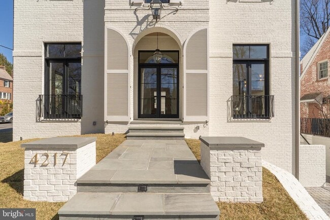 Building Photo - 4217 46th St NW