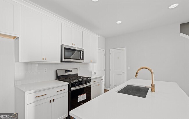 Building Photo - 10 Spiera Way