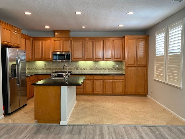 Building Photo - 4057 Crandall Cir