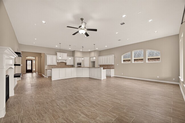 Building Photo - 5423 Mason Mountain Ln