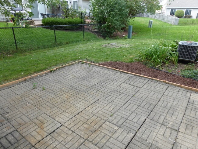 Building Photo - 4676 Magnolia Ln