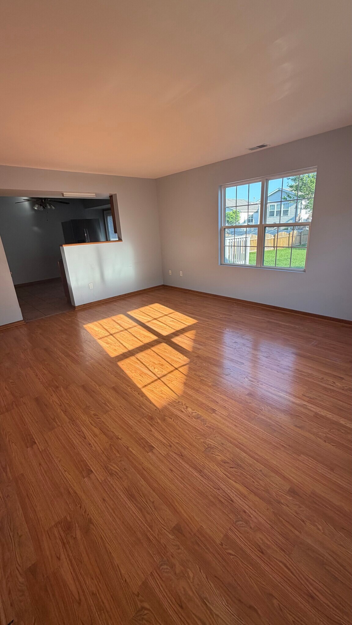 Building Photo - 1639 Dogwood Dr