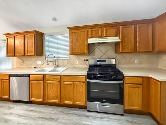 Building Photo - 3310 N Mason Rd