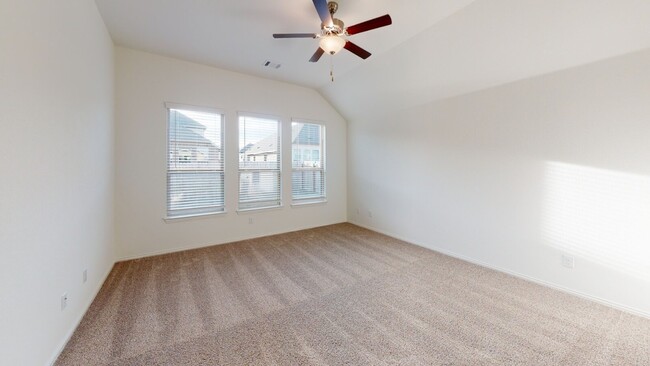 Building Photo - 221 Abruzzi St