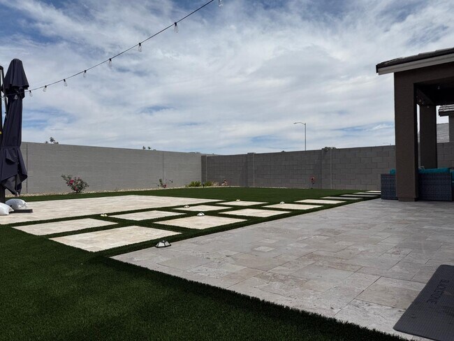 Building Photo - 5542 W Moody Trl