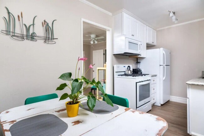 Building Photo - Old Town San Diego Unit