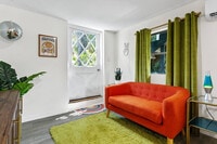 Building Photo - 5708 N Suwanee Ave