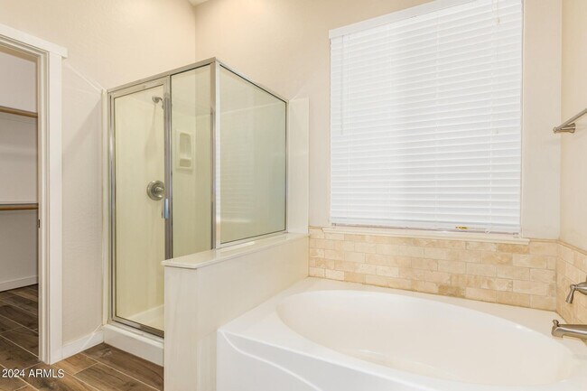 Building Photo - 756 W Citrus Way